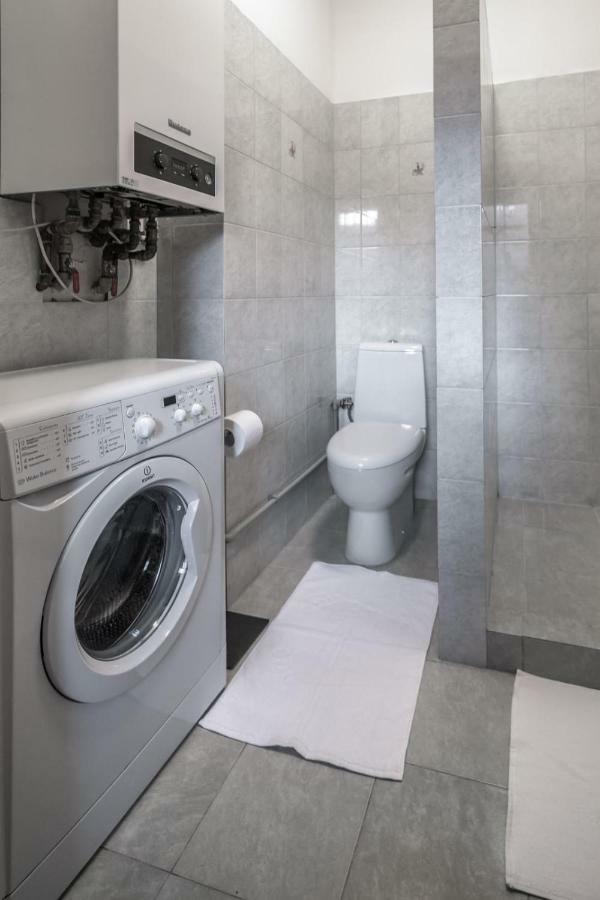 Apartament Szarych Szeregow 46A/1 Katowice Exteriör bild